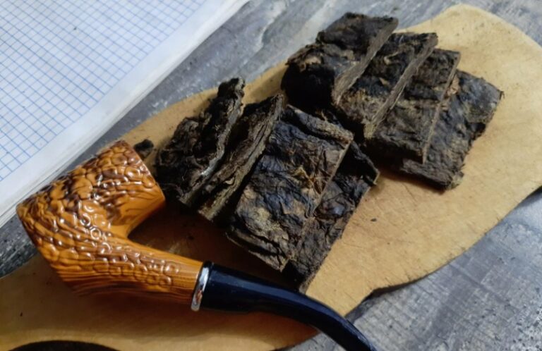 Как самостоятельно сделать флейк из табака, выращенного на огороде